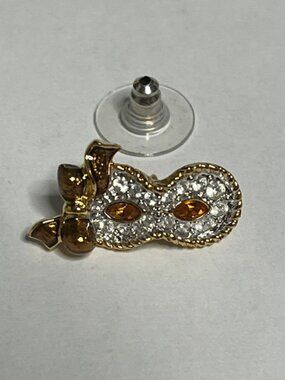 Masquerade Mask Swarovski Caramel White Crystals Gold Tone Ribbon Hat Vest Pin